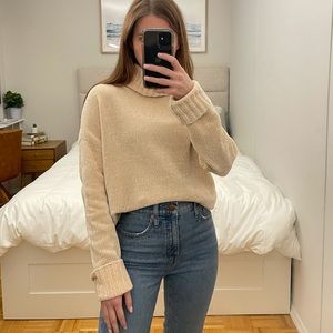 Forever 21 Soft Turtleneck Polyester Sweater. Size small. Cream/Tan/Beige Color.